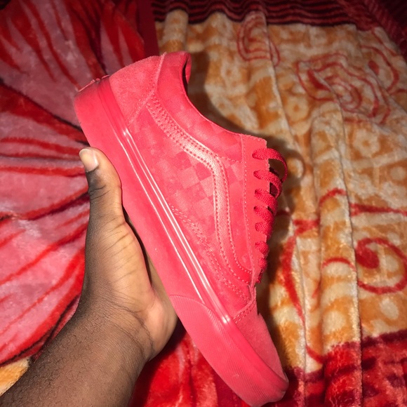 Vans - Picture 3 of 3